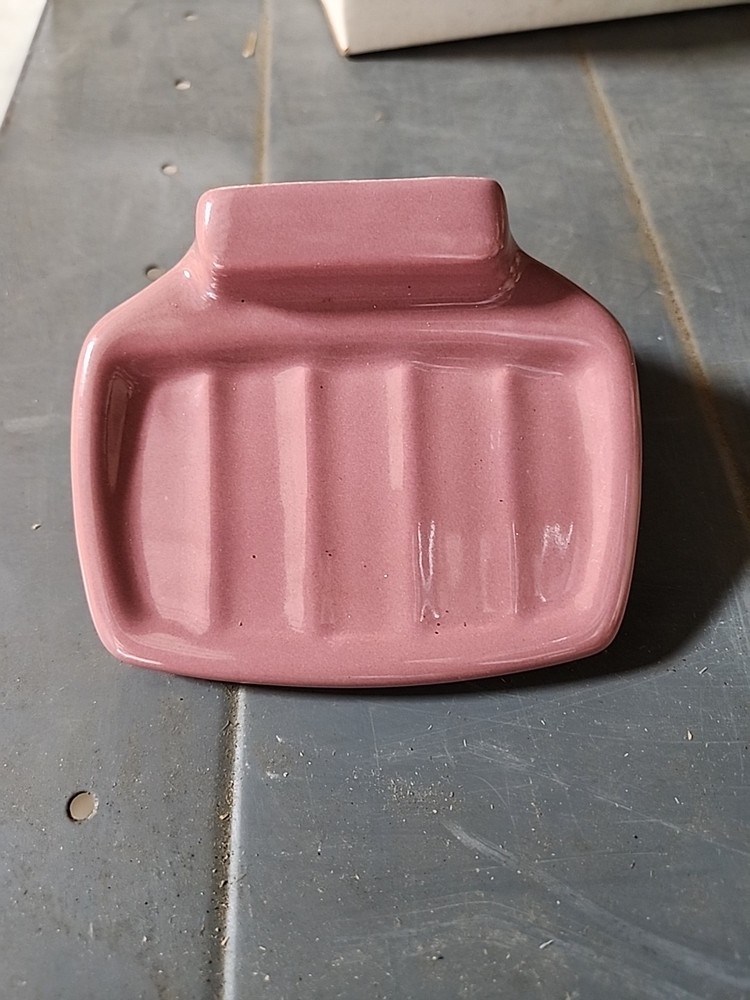 B&W Porcelain Soap Dish 1420