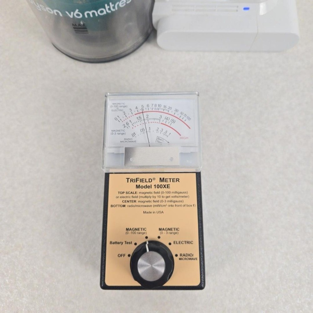 TriField Meter 100XE EMF Meter Electromagnetic Field Radiation Detector Tested