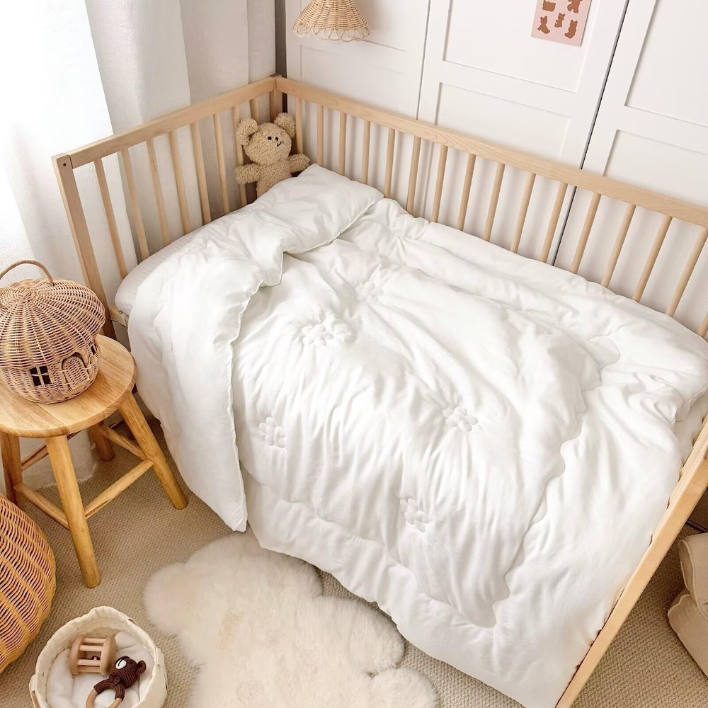 Cotton Microfiber Down Alternative Comforter White, Toddler Size Duvet Insert...