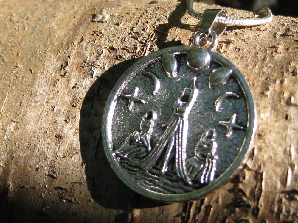 Metaphysical 7 Supernatural Spell POWERS Amulet