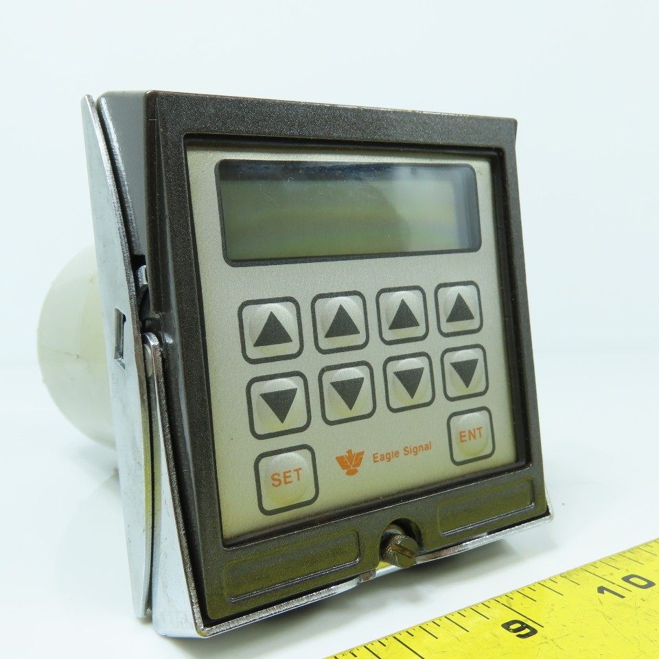 Eagle Signal CX302A6 Solid State Timer / Counter 120VAC