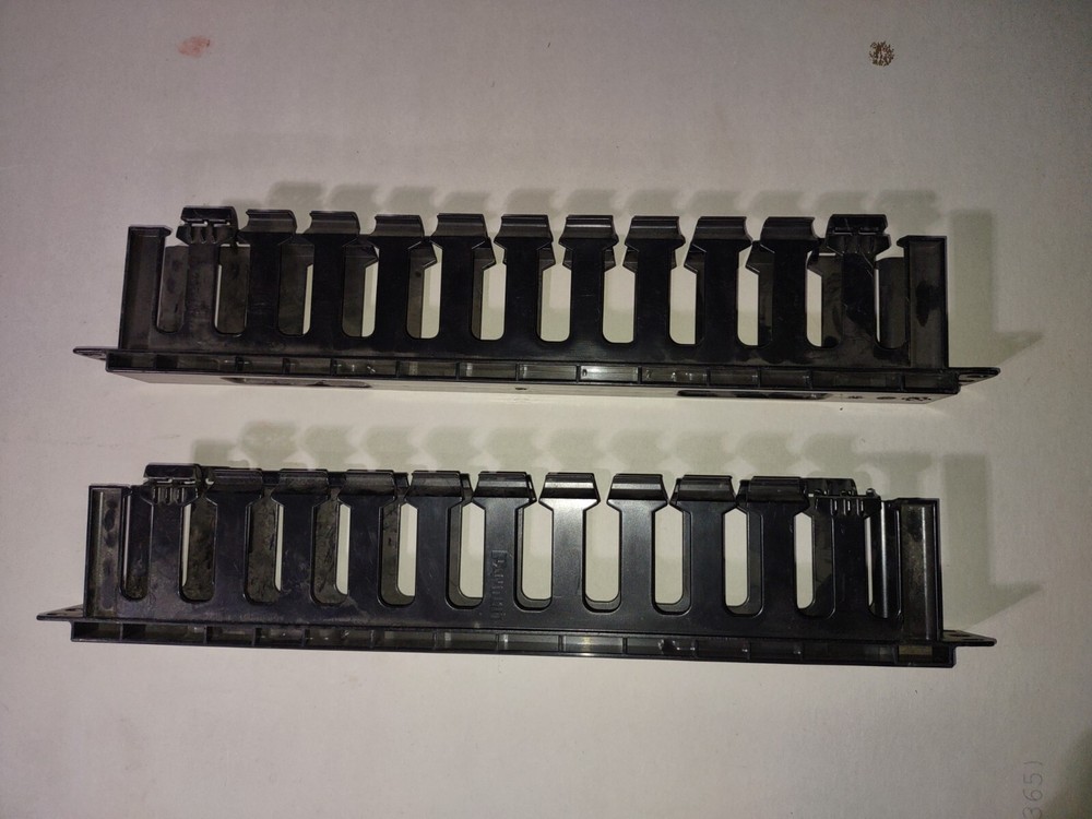 Panduit 19" 1u Rack Mount Horizontal Cable Manager Management 2 pack