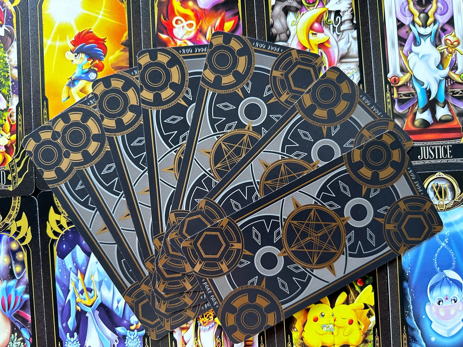 Pokemon (pocket monster) 78 tarot card deck - gold foiled - Poke Box