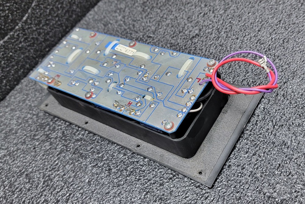 KEF REFERENCE 102/2 3-WAY CROSSOVER/ INPUT PLATE #SP2194