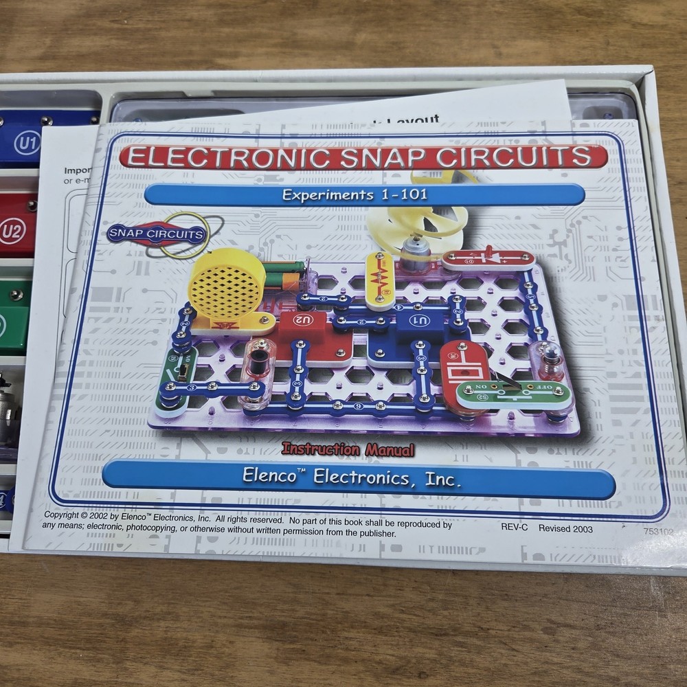 ELENCO Snap Circuits Jr. 100 Experiments Electronics Discovery Kit