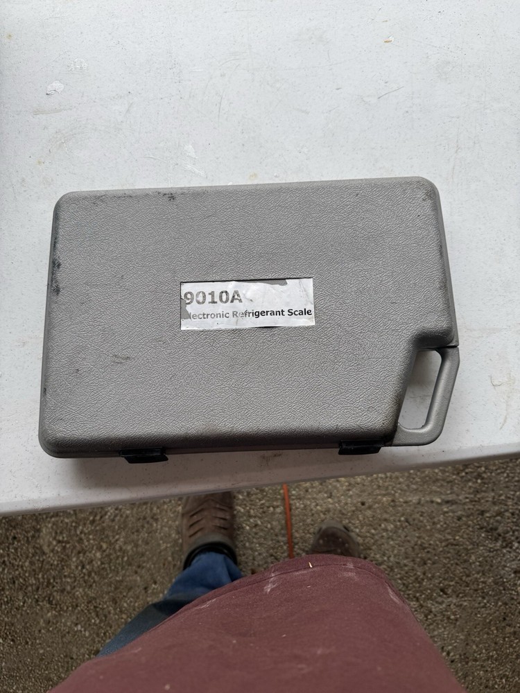Electronic Refrigerant Scale