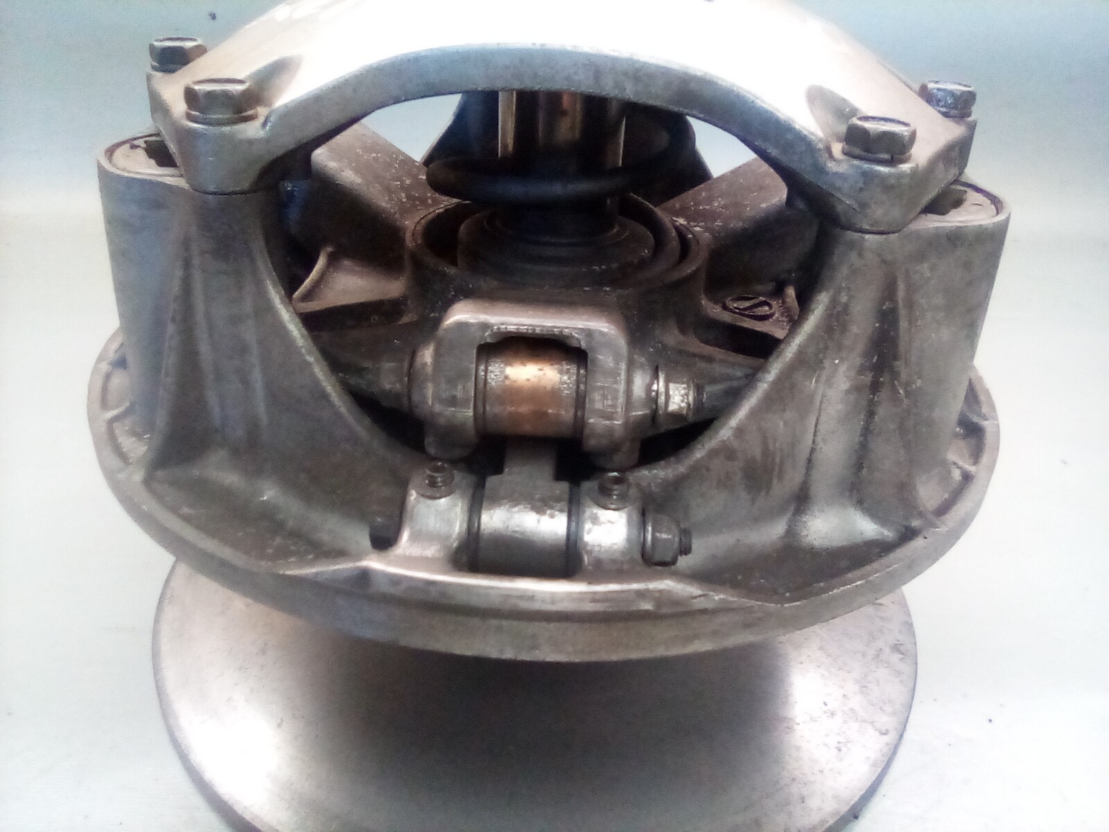 1991 Yamaha Exciter 570 Primary Clutch Engine Drive Pulley Vmax 500 91 92 93 II