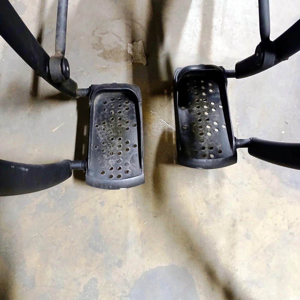 Cybex 620A Arc Trainer