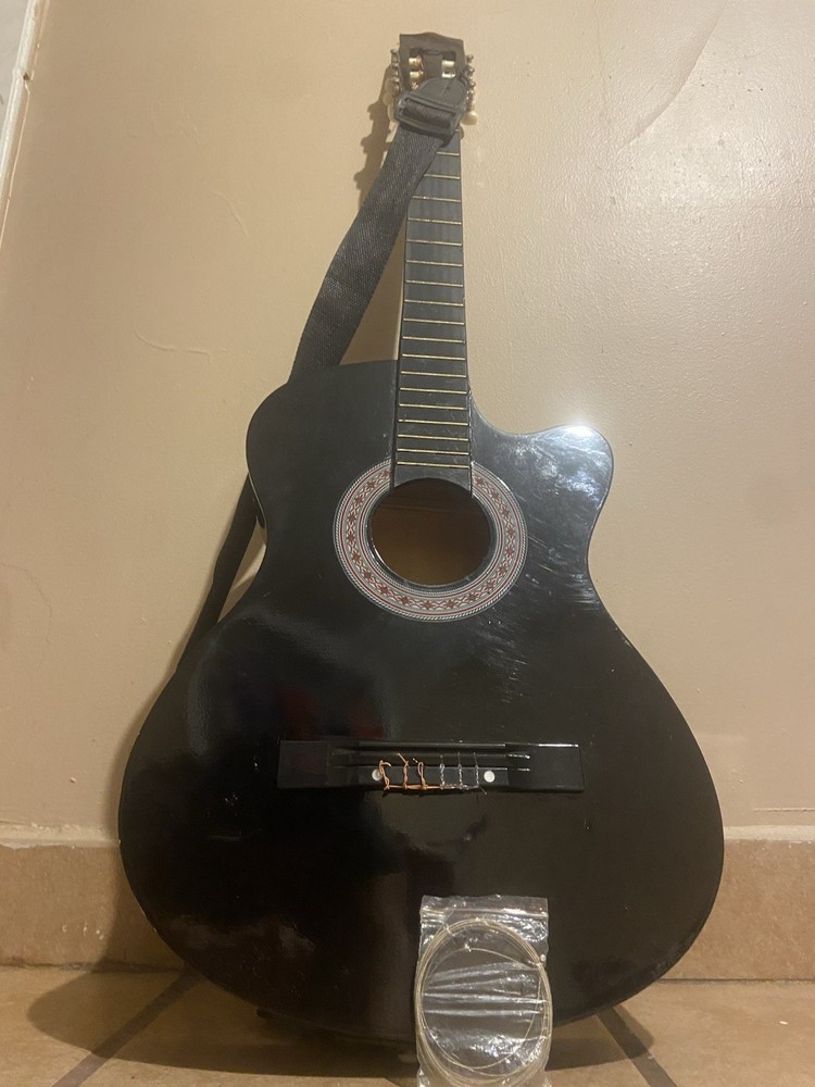 Acoustic Guitar ￼