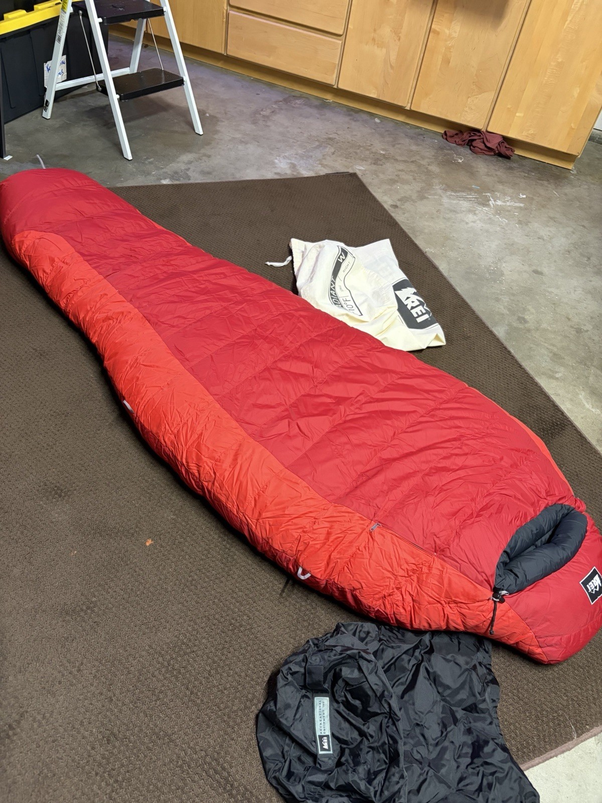Women’s REI Radiant +10 Down Sleeping Bag Pre-owned Free Shipping