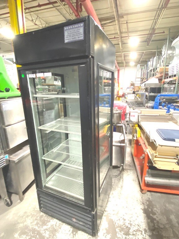 Cooler/ True GEM-26 Single Door 360 Degree Display Cooler