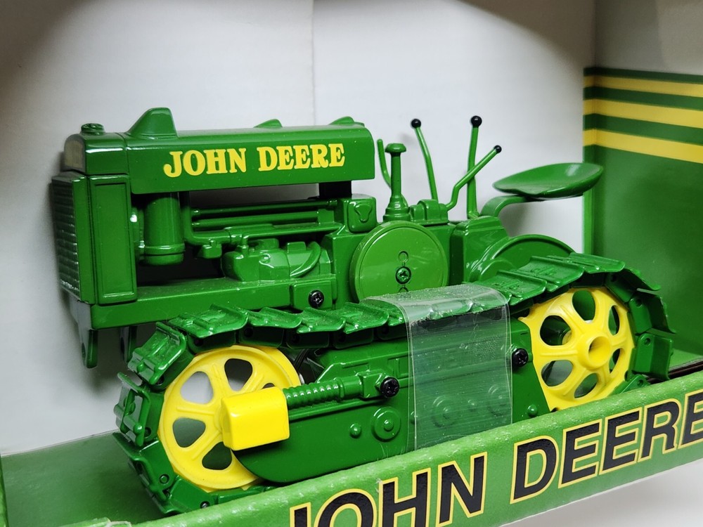 John Deere Limdeman Crawler By SpecCast 1/16 Scale