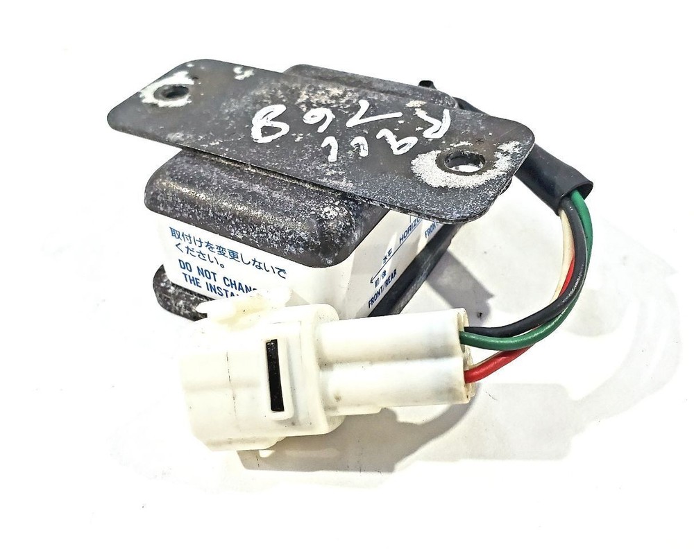 1988 Toyota Celica OEM 89441-32010 Sensor Deceleration Control Module