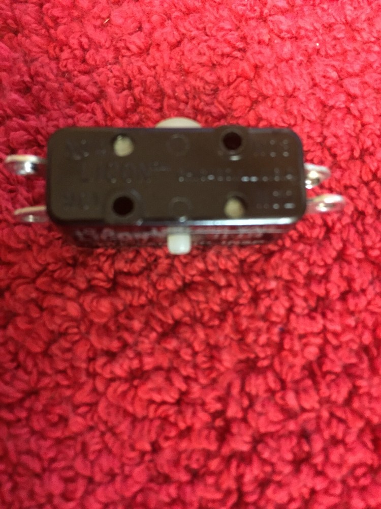 11-114 ITW LICON Microswitch