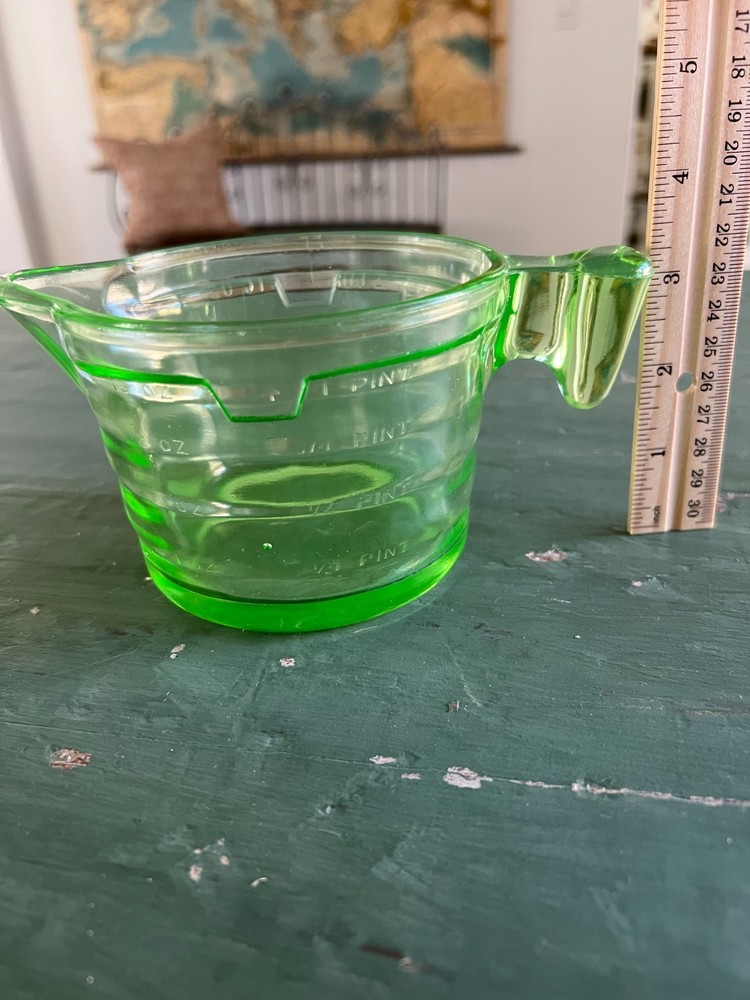 Green Uranium Depression Glass Measuring Cup