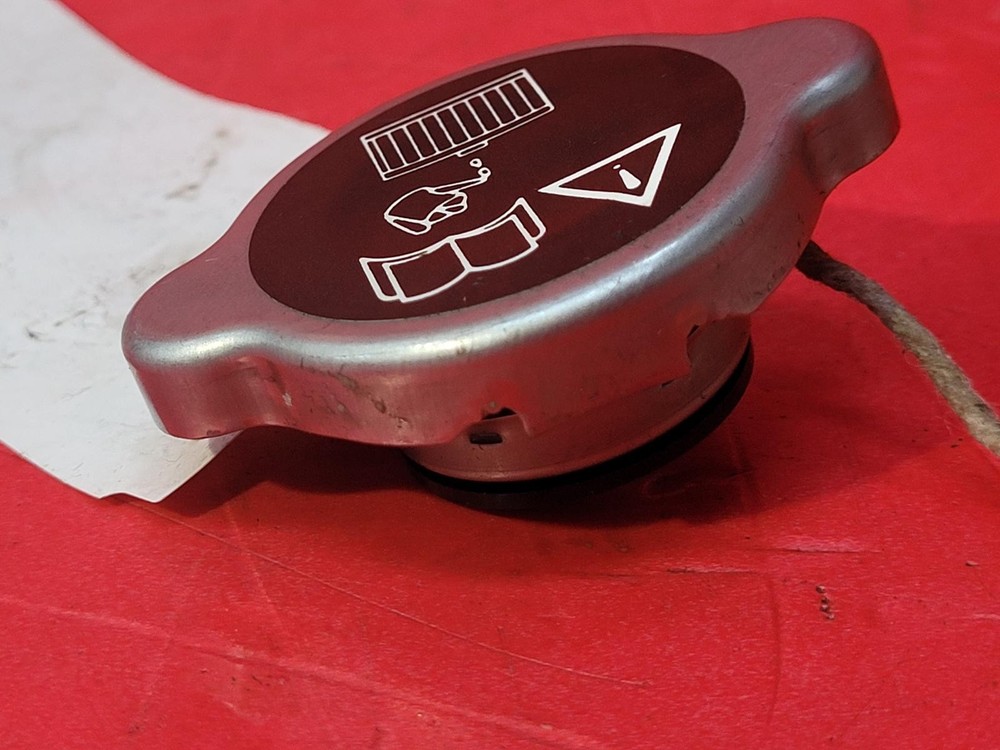 2011 TRIUMPH DAYTONA 675 RADIATOR CAP