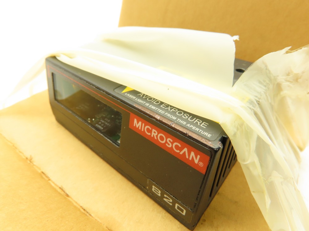 Microscan MS-820 Fixed Barcode Scanner Reader Medium Density FIS-0820-0009