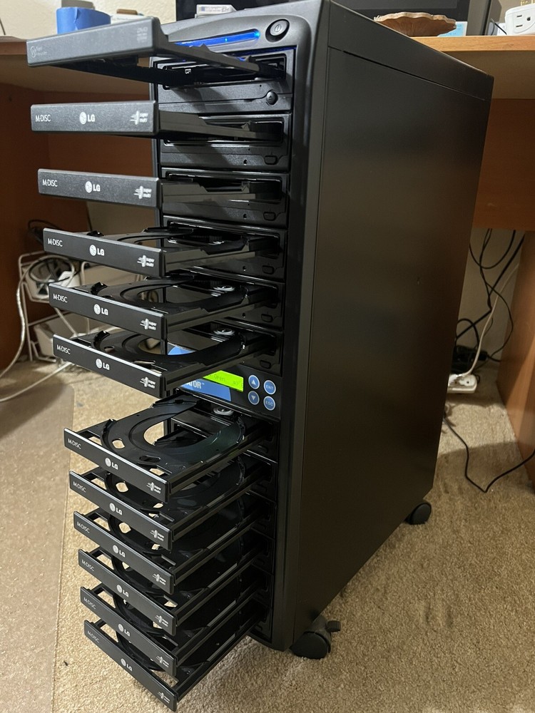 Pro cd dvd duplicator 1:11