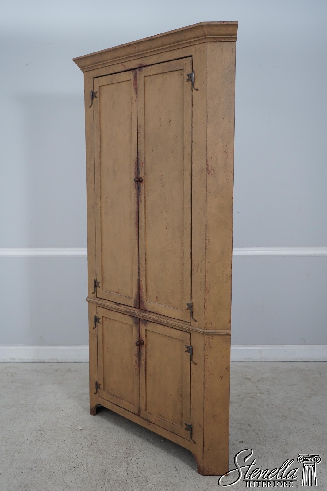 L60554: J.MURPHY Hand Crafted Painted Country Corner Cabinet