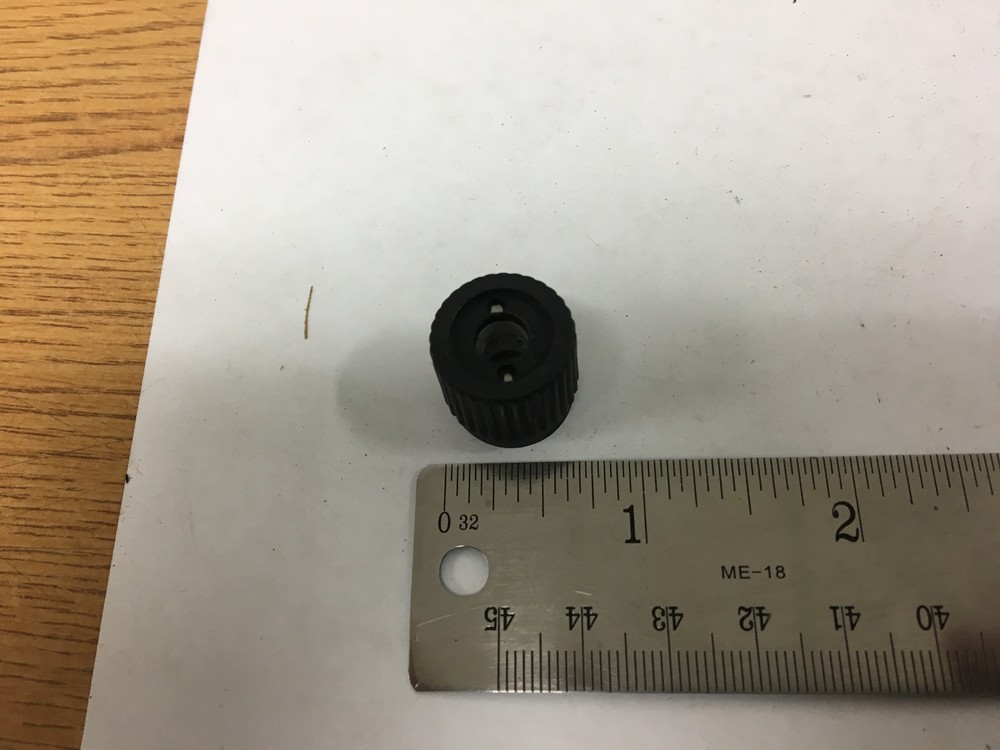 Raytheon Control Knobs MS91528-1D2BC aka 70-2CB-2G Concentric Skirted Round