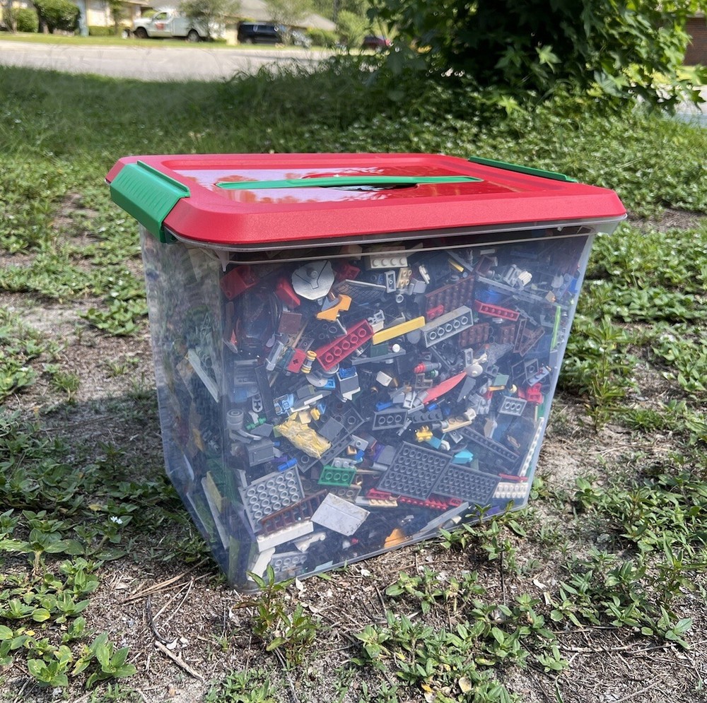 200 Pcs LEGO Bulk Lot Assorted Bag Pieces Bricks Pins Studs Wheels Basic Technic