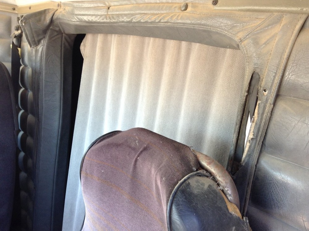 Peterbilt 377 GREY SLEEPER OPENING Interior Curtain - Used