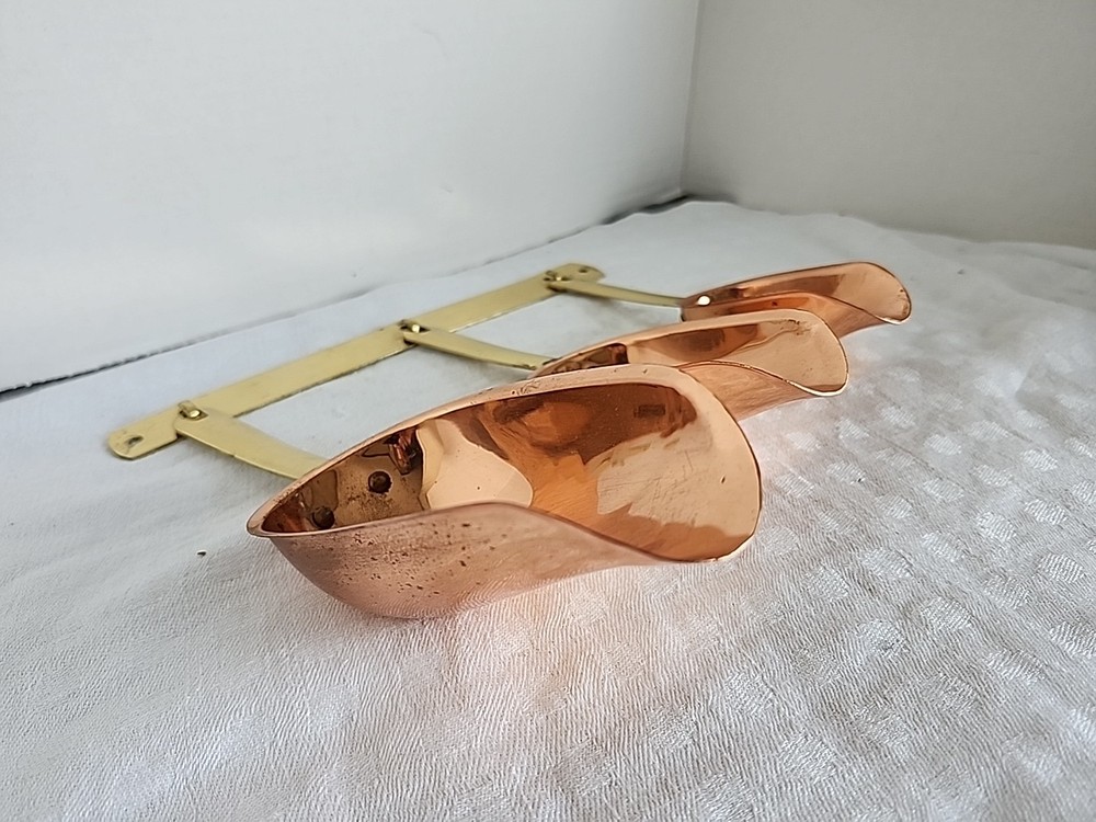 Vintage Copper & Brass Measuring Scoops @ HOOK; MARKED"BOOT/KOREA"4 PC