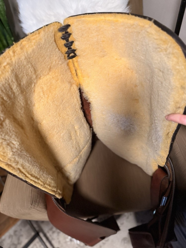 Custom Western Saddle (Fargo Silver)