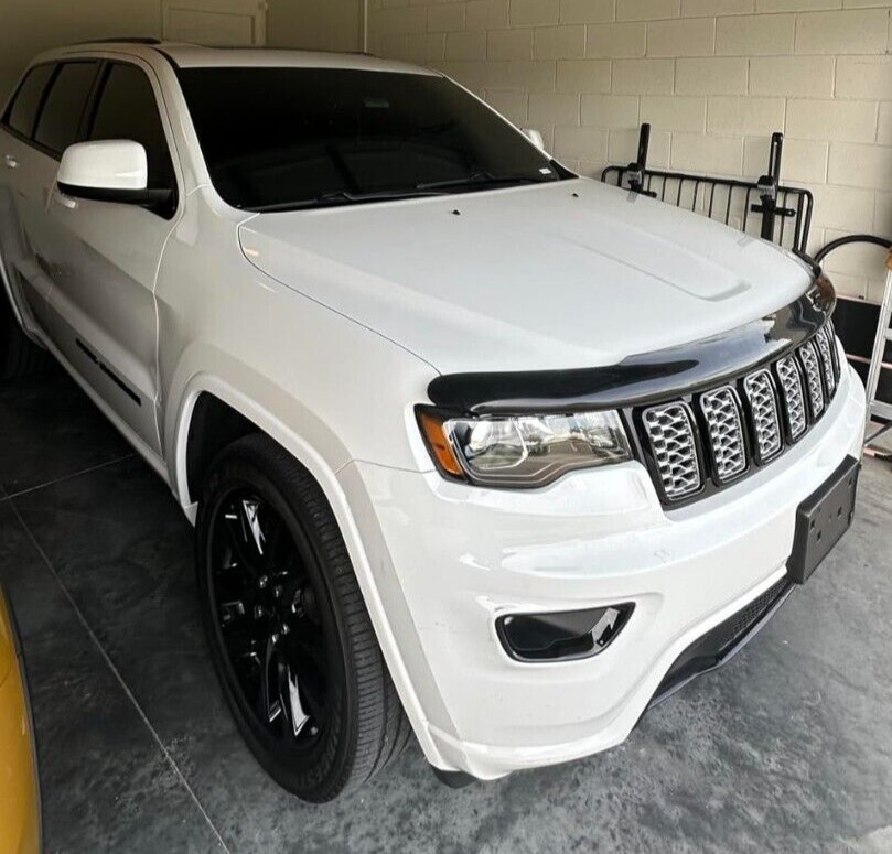 BugFlector Hood Protector Bug Shield Deflector for 2011-2022 Jeep Grand Cherokee