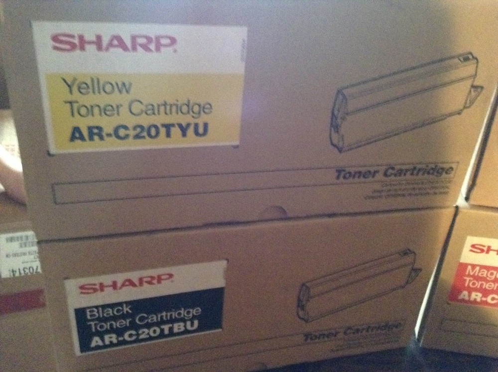 Sharp toner cartridge set