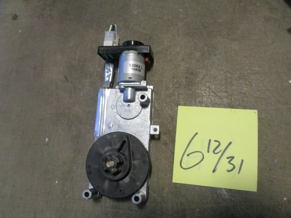 Used Can Drop Motor for Dixie-Narco DN552P-HVV-6 Soda Machine