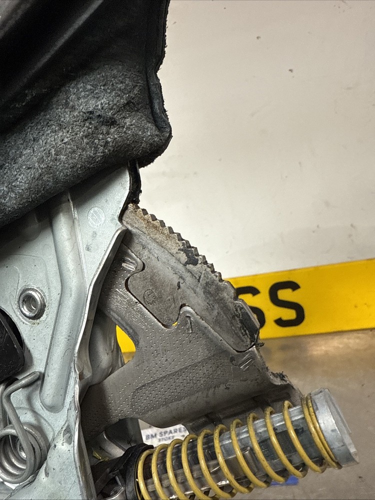 BMW E81 E82 E87 E88 E90 E91 E92 E93 1 3 SERIES HANDBRAKE LEVER M Sport Leather