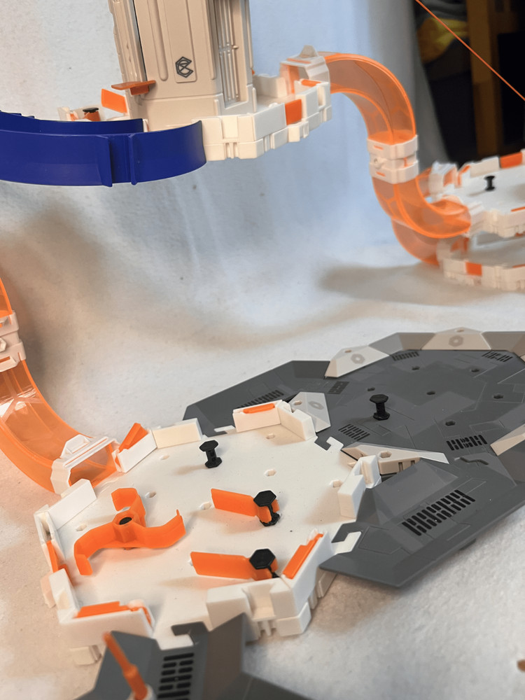 Hexbug Nano + Space + Track Sets (+7 Hexbugs)