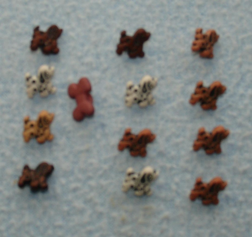 13 Plastic NOVELTY Mini DOGS & BONE BUTTONS EUC Matching Cute! Self Shank Backs