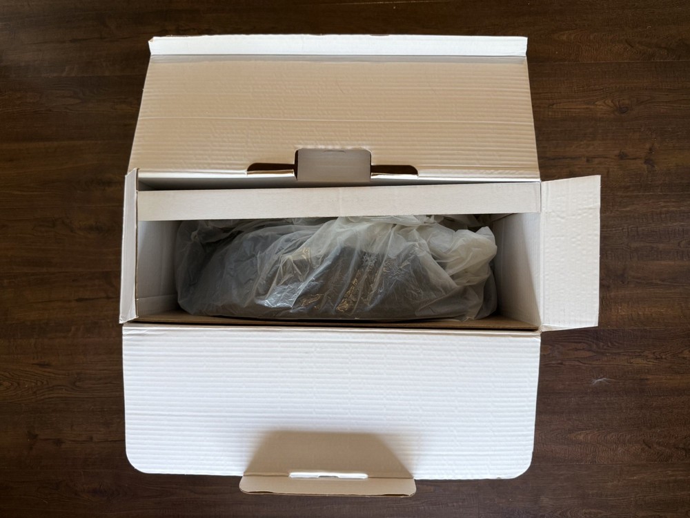 Profoto Softlight Beauty Dish Kit with 25 deg Grid and Diffuser. Perfect shape.