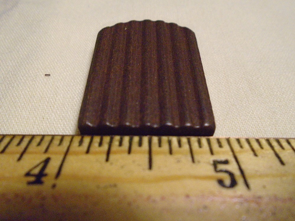 cuckoo clock door with hinge medium