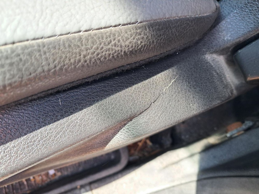 TRANSCNCT 2017 Glove Box 4783078