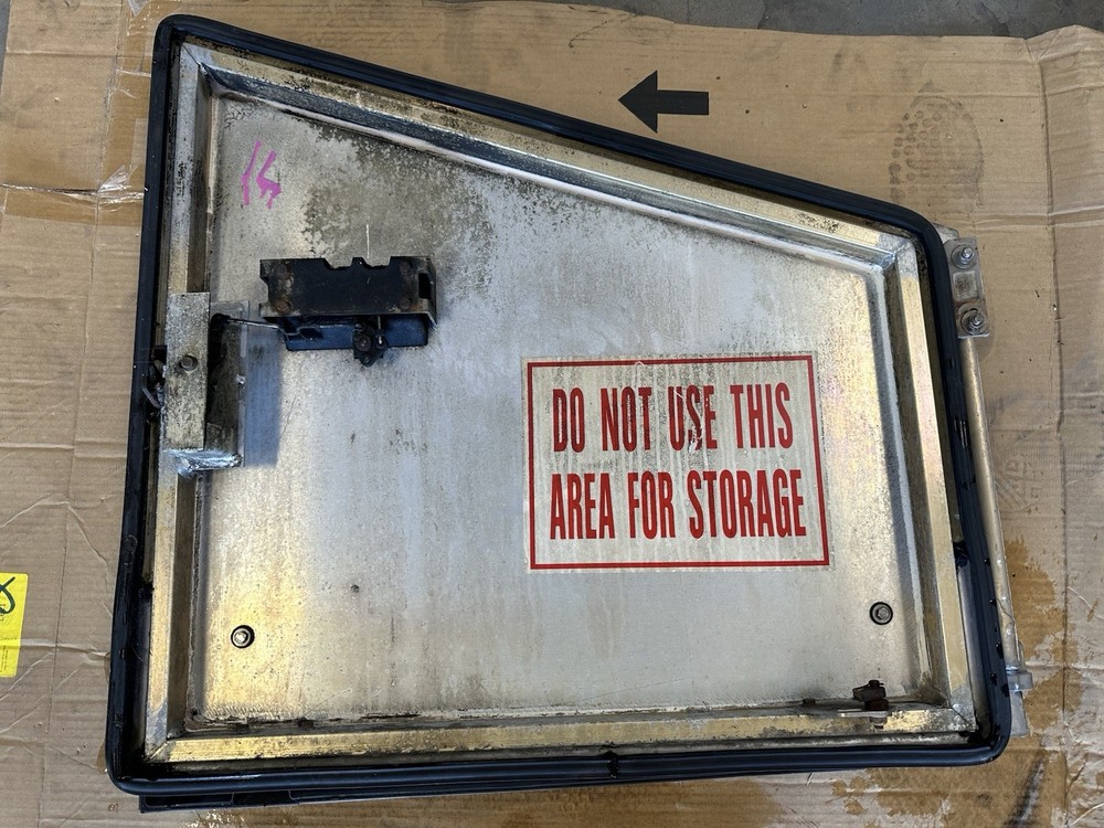 Vanhool CX 45 access door (left side)