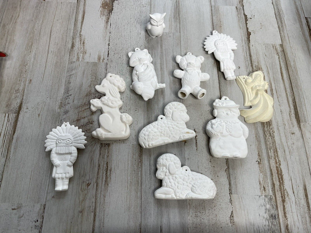 Ceramic Bisque Christmas Ornaments: U paint Craft Project (10)