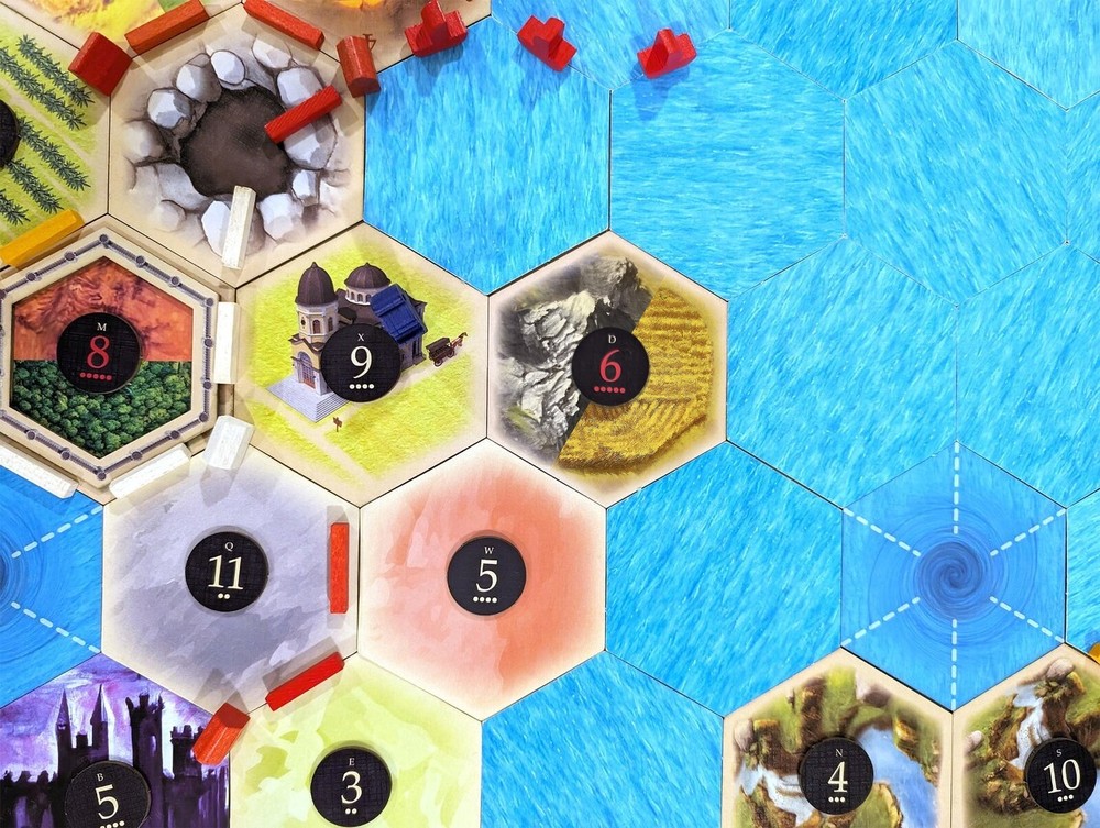Split-Resource Hexes replacement piece compatible with Catan's Settlers of Catan