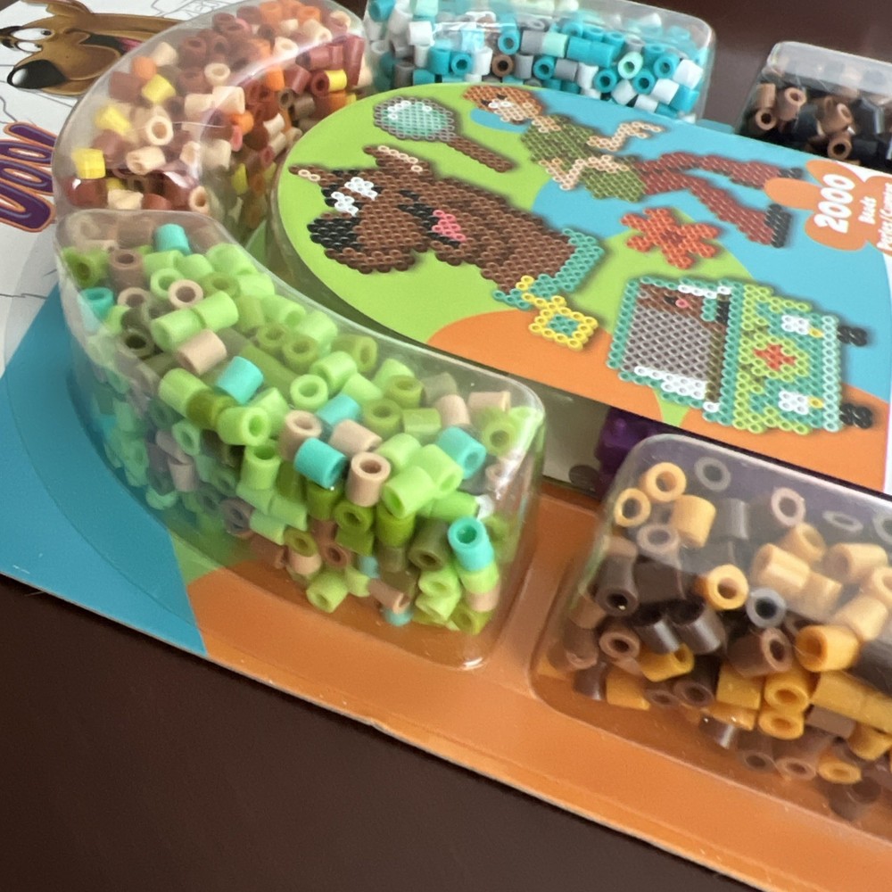 Perler Fused Bead Kit-Scooby Doo 2000 Beads