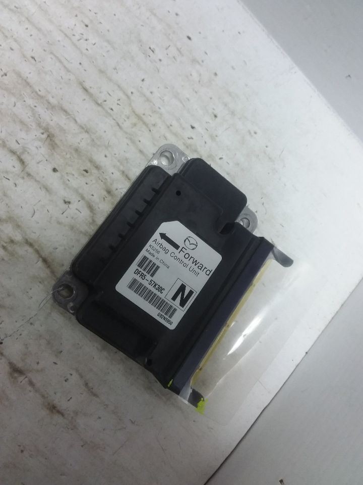 SRS Control Module Below Console Fits 20-22 MAZDA CX-30 DFR5-57K30C
