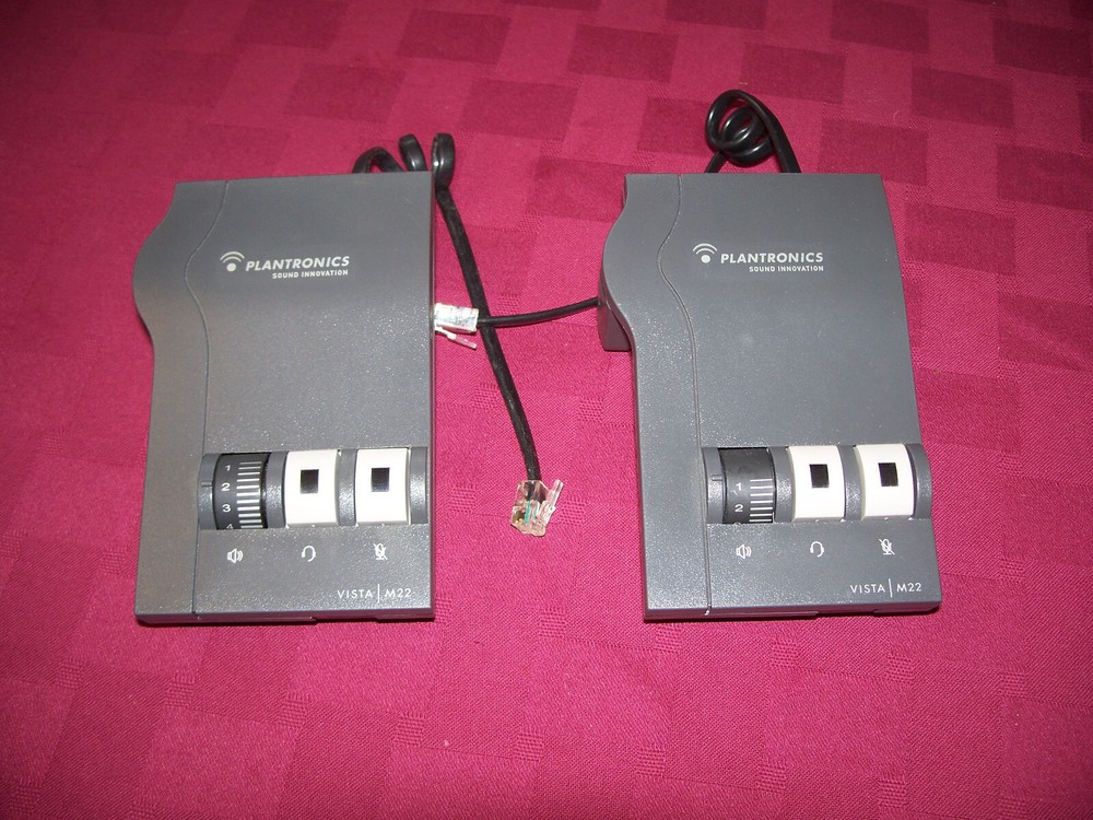 2 Plantronics M22