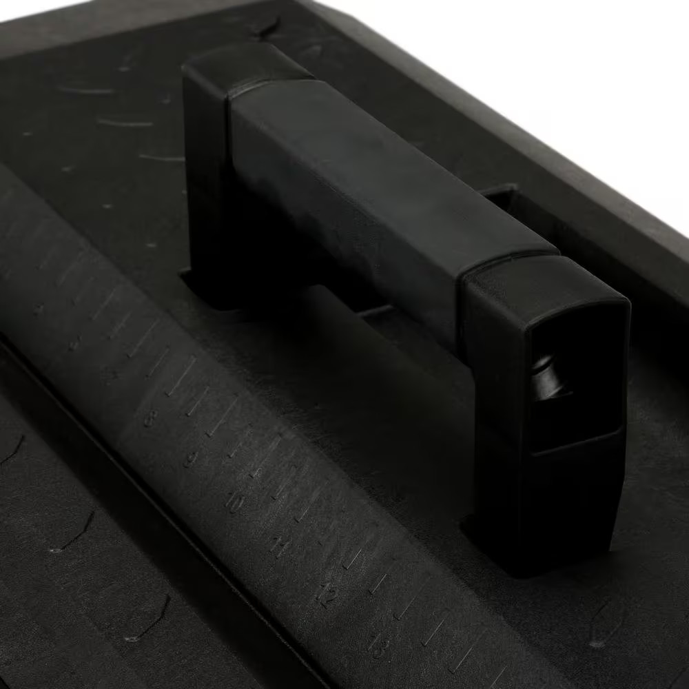 28 In. 9.2 Gallon Mobile Tool Box