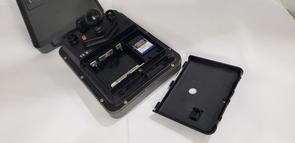 Lowrance Avionics Airmap 2000c