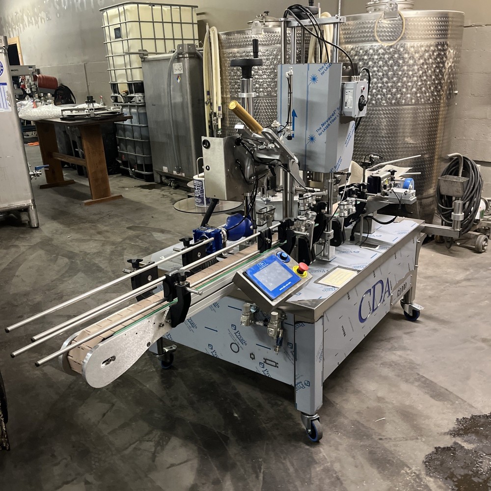 CDA R1000 Bottle Labeler