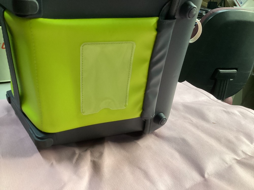 Zoll AED 3 Defibrillator Automatic