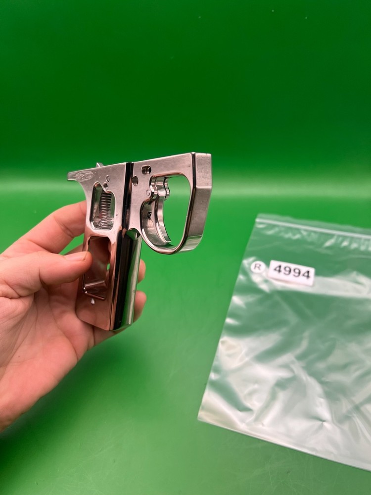 Dye Single Finger Hinge Autococker Frame