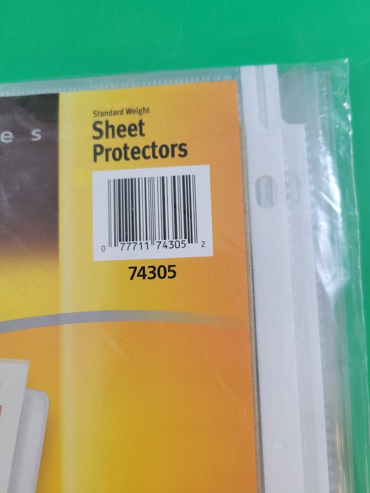 Avery Dennison AVE74305 Sheet Protector - 50 pack