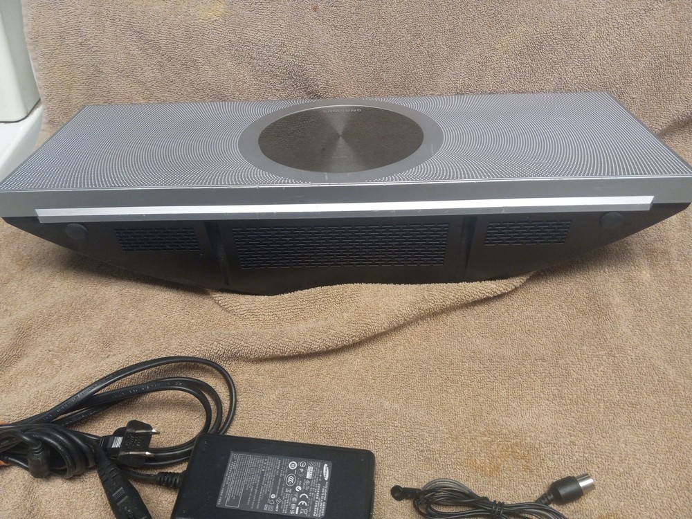 Samsung MM-D470D Micro System DVD CD FM Player ipod Dock *No remote control*